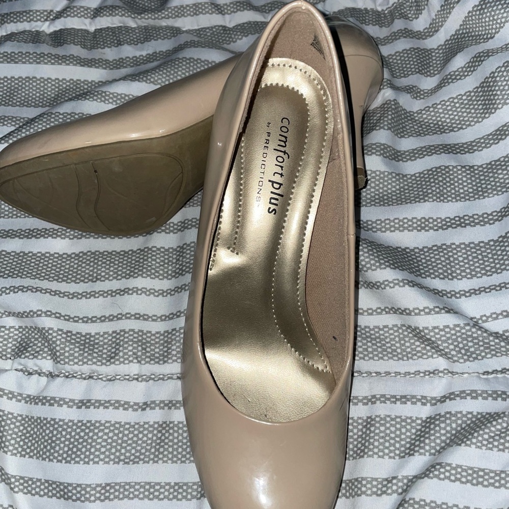 High Heels - Picture 12 of 12